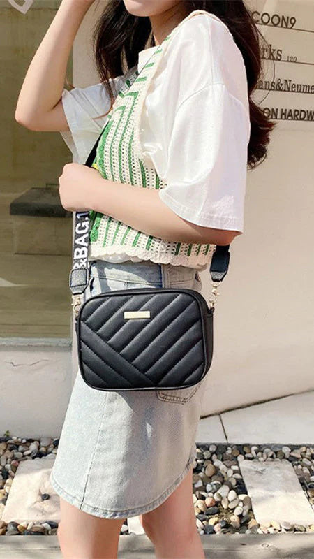 High-Quality Quilted Crossbody Bag - Stylish & Versatile